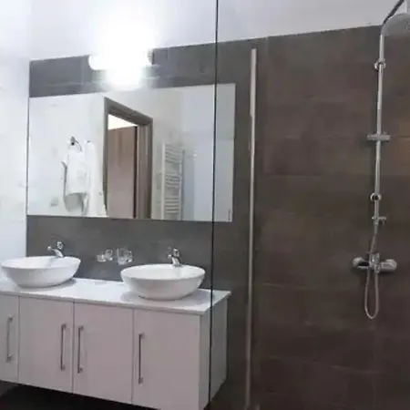 Kypsa Apartman *